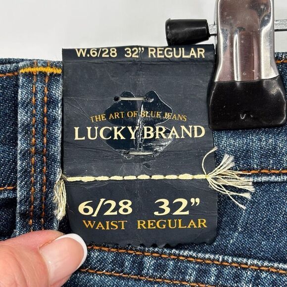 Lucky Brand Sofia Bootcut Jeans Size 6 / 28 NWT - Picture 8 of 13